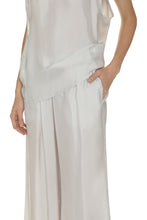 Load image into Gallery viewer, Satin trousers
