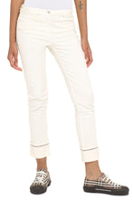Carica l'immagine nel visualizzatore di Gallery, Cropped jeans con risvolto
