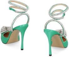 Carica l'immagine nel visualizzatore di Gallery, Slingback Pumps in raso
