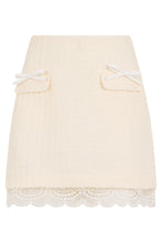 Load image into Gallery viewer, Short skirt with bows
