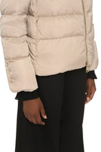 Load image into Gallery viewer, Short down jacket
