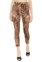 Carica l'immagine nel visualizzatore di Gallery, Jeans skinny stampa leopardata
