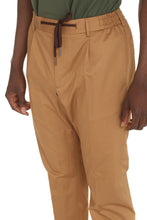 Carica l'immagine nel visualizzatore di Gallery, Pantaloni chino in cotone stretch
