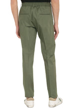 Carica l'immagine nel visualizzatore di Gallery, Pantaloni chino in cotone stretch
