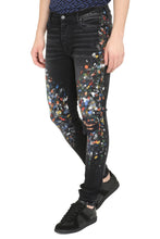 Carica l'immagine nel visualizzatore di Gallery, Jeans skinny stretch
