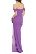 Carica l&#39;immagine nel visualizzatore di Gallery, Abito con drappeggio sul petto
