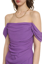 Carica l&#39;immagine nel visualizzatore di Gallery, Abito con drappeggio sul petto
