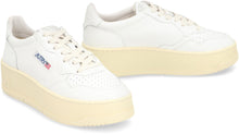 Carica l'immagine nel visualizzatore di Gallery, Sneakers platform Medalist in pelle
