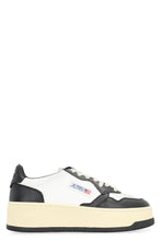 Carica l'immagine nel visualizzatore di Gallery, Sneakers platform Medalist in pelle
