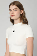 Carica l'immagine nel visualizzatore di Gallery, Crop top con logo
