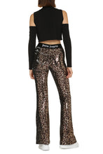 Load image into Gallery viewer, Long sleeve crop top
