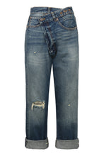 Carica l'immagine nel visualizzatore di Gallery, Cropped jeans
