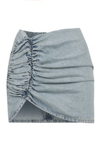 Carica l'immagine nel visualizzatore di Gallery, Minigonna Wishaw in denim
