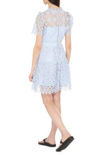 Carica l&#39;immagine nel visualizzatore di Gallery, Abito in pizzo floreale
