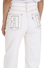 Carica l'immagine nel visualizzatore di Gallery, Jeans straight leg Betty
