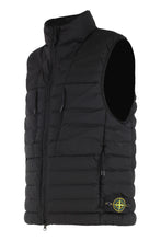 Carica l'immagine nel visualizzatore di Gallery, Gilet imbottito con chiusura a zip
