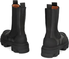 Load image into Gallery viewer, Leather Chelsea boots
