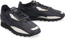 Carica l'immagine nel visualizzatore di Gallery, MM x Reebok - Sneakers low-top Club C Memory Of
