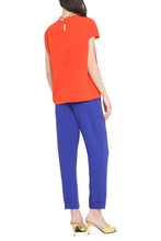 Carica l'immagine nel visualizzatore di Gallery, Blusa in crêpe
