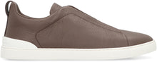 Carica l'immagine nel visualizzatore di Gallery, Sneakers Triple Stitch in pelle
