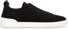 Carica l'immagine nel visualizzatore di Gallery, Sneakers Triple Stitch in suede
