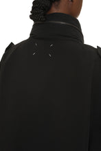 Carica l'immagine nel visualizzatore di Gallery, Parka con cappuccio
