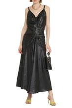 Carica l&#39;immagine nel visualizzatore di Gallery, Abito con scollo a V
