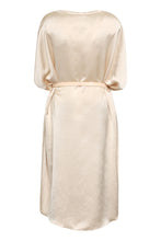 Load image into Gallery viewer, Belted satin dress
