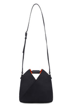Carica l'immagine nel visualizzatore di Gallery, Borsa a tracolla Japanese in nylon
