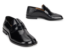 Load image into Gallery viewer, Tabi moccasins
