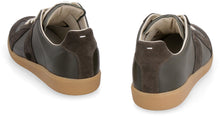 Carica l'immagine nel visualizzatore di Gallery, Sneakers Replica in pelle
