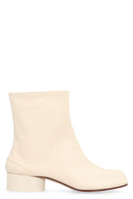 Load image into Gallery viewer, Tabi leather ankle boots
