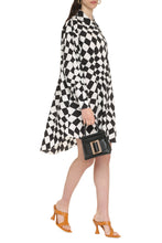 Carica l&#39;immagine nel visualizzatore di Gallery, Abito chemisier oversize in cotone
