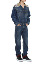 Carica l'immagine nel visualizzatore di Gallery, Giacca in denim effetto destroyed
