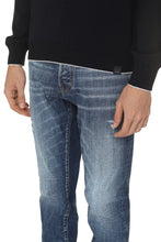 Carica l'immagine nel visualizzatore di Gallery, Jeans slim fit
