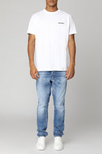 Carica l'immagine nel visualizzatore di Gallery, T-shirt girocollo in cotone
