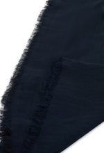Load image into Gallery viewer, Linen stole with sequins
