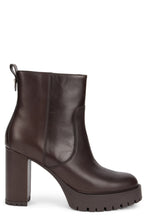 Load image into Gallery viewer, Ankle boots with heels
