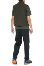 Load image into Gallery viewer, Full zip field vest
