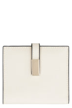 Carica l'immagine nel visualizzatore di Gallery, Portafoglio flap-over in pelle
