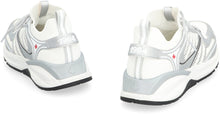 Carica l'immagine nel visualizzatore di Gallery, Sneakers low-top Dash in tessuto
