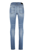 Carica l'immagine nel visualizzatore di Gallery, Jeans skinny 5-tasche con usure localizzate
