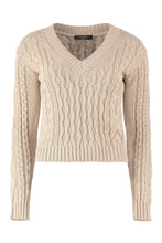 Carica l'immagine nel visualizzatore di Gallery, Pullover Okra in maglia a trecce
