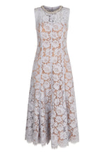 Carica l&#39;immagine nel visualizzatore di Gallery, Abito in pizzo
