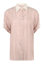Carica l'immagine nel visualizzatore di Gallery, Camicia a righe
