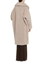 Load image into Gallery viewer, Tedgirl vegan fur coat
