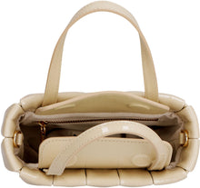 Carica l'immagine nel visualizzatore di Gallery, Mini-bag Aria Patent
