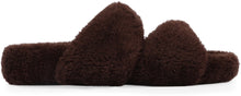 Carica l'immagine nel visualizzatore di Gallery, Slides in shearling
