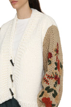 Carica l'immagine nel visualizzatore di Gallery, Cardigan in maglia a trecce
