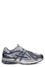 Carica l'immagine nel visualizzatore di Gallery, Sneakers low-top U1906A
